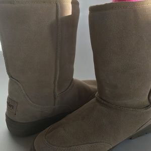 Skechers Australia Tan Tall Boots Sheep Fur 10